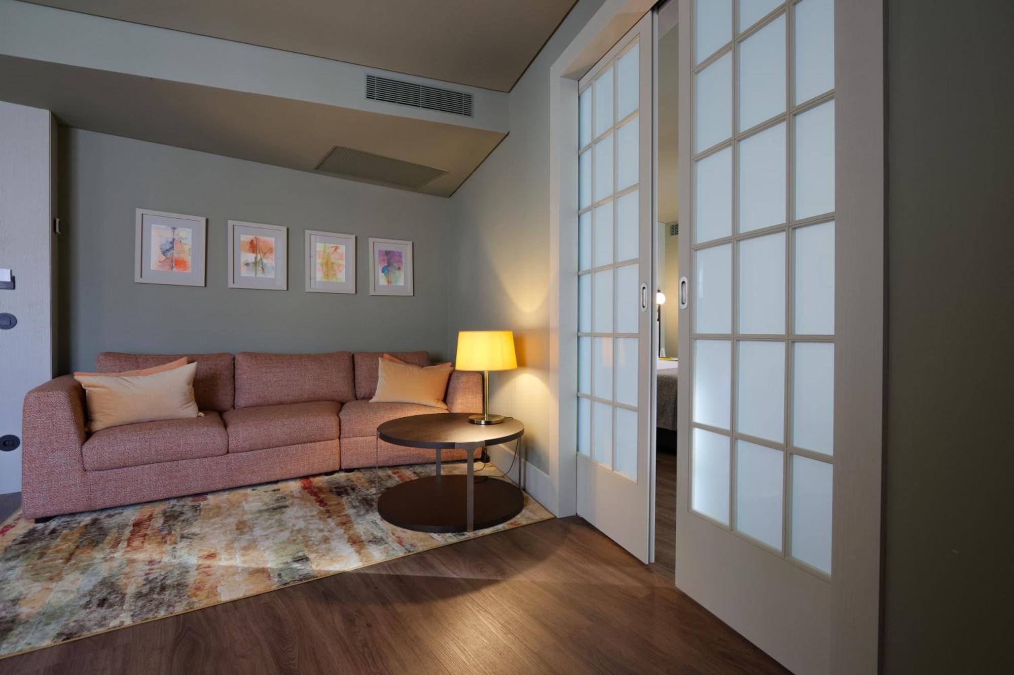 Timbre Virtudes Hotel Porto Exterior photo A room with a shōji